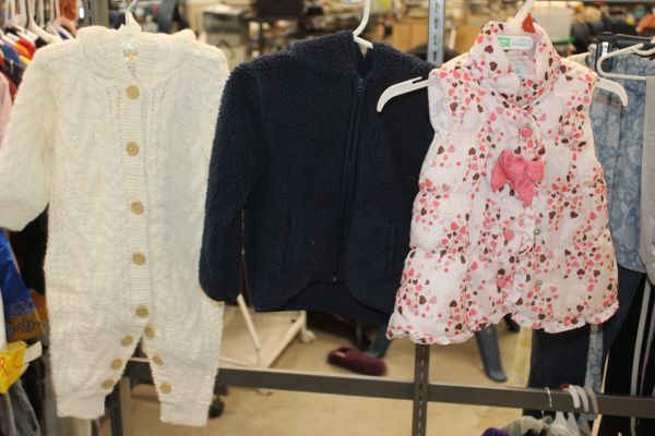 lot 230 image: Baby Warm Wear