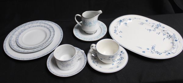 lot 236 image: Fifty Piece Noritake China in 3 Patterns