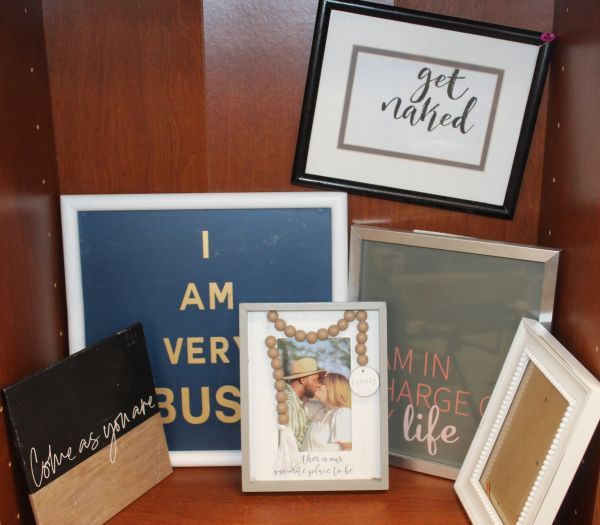 lot 67 image: Framed motivational pictures