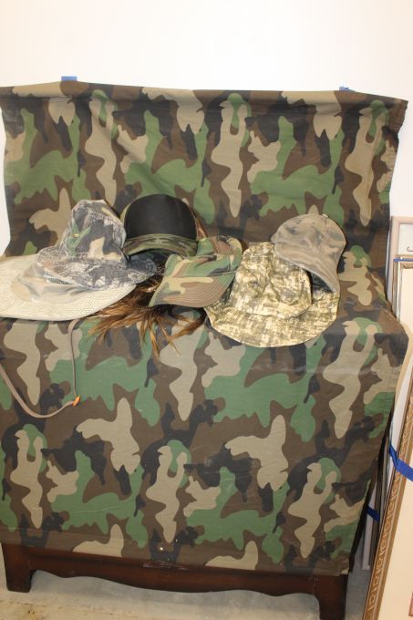 lot 88 image: Camouflage pieces