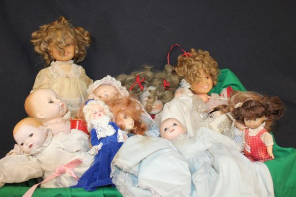 lot 250 image: Vintage and Antique Dolls, Various Porcelain, Bisque and cloth Babies, including Shirley Temple, Mary, mary quite contrary and more