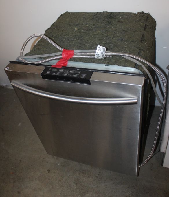 lot 255 image: Samsung Stainless Steel Dishwasher&nbsp