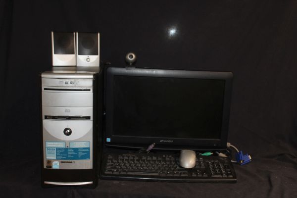lot 296 image: Desk top System
