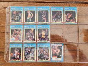 lot 2 image: 1988 Fleer Basketball card sticker set 1-11