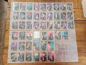 lot 54 image: Selection of 1990-91 Skybox basketball cards