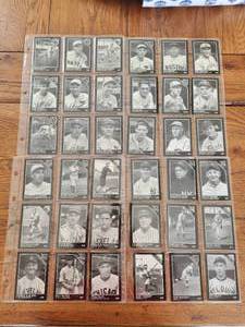 lot 64 image: Selection of 1991 Sporting News Conlon collection baseball cards