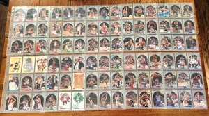 lot 160 image: Selection of 1990-91 NBA Hoops basketball cards