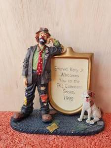 lot 204 image: Vintage collectible Emmett Kelly Jr. clown figurine - Enrollment figurine - Hand signed - in box
