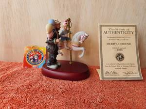 lot 231 image: Vintage collectible Emmett Kelly Jr. clown figurine - Merry Go round - COA - Hand signed - in box