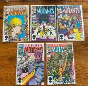 lot 25 image: Selection of vintage comics - Marvel - The New Mutants