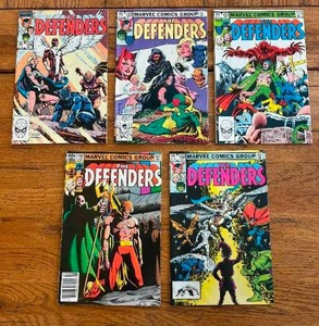 lot 84 image: Selection of vintage comics - Marvel - The Defenders