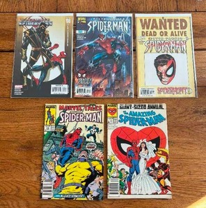 lot 100 image: Selection of vintage comics - Marvel - Spider-Man
