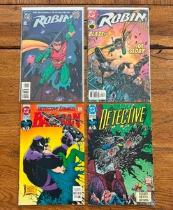lot 192 image: Selection of vintage comics - DC - Robin