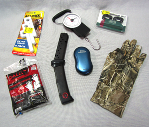 lot 16 image: Sportsmens items, .380 extended pistol magazine, Key wick, Fish scale, Rifle scope rings plus