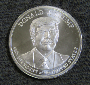 lot 291 image: .999 Silver one Troy ounce President Trump commemorative coin