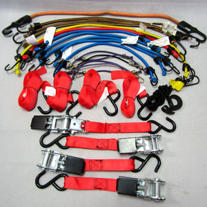 lot 57 image: Ratchet strap set and assorted bungi cords