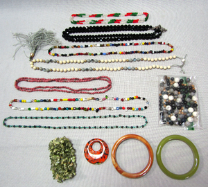 lot 243 image: Assorted glass jewelry