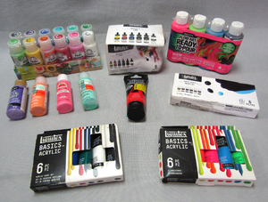 lot 217 image: Decoart & Liquitex acrylic paints - All NIB