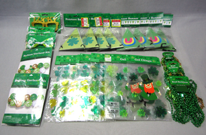 lot 113 image: St Patricks decorations as shown - All NIB