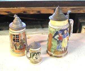 lot 33 image: vintage German beer steins