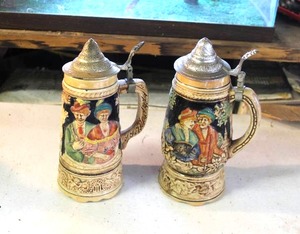 lot 36 image: vintage German beer steins