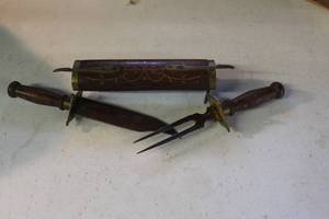 lot 65 image: vintage Indian meat carving set