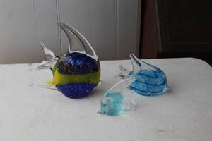 lot 118 image: vintage Murano-style hand-blown glass sculptures