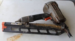 lot 137 image: Paslode PowerMaster Plus 30-Degree Pneumatic Framing Nailer