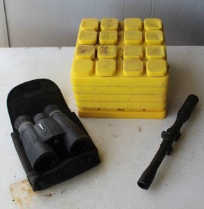 lot 138 image: Mixed lot Camco RV Leveling Blocks and set of binoculars and  scope