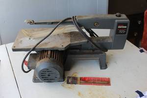lot 161 image: Sears Craftsman 16 Scroll Saw