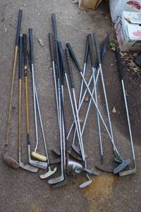 lot 254 image: collection of vintage antique golf clubs, wood handle ones as well