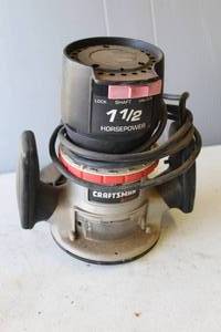 lot 270 image: Craftsman 1.5 Horsepower Router
