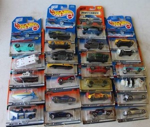 lot 283 image: Collection of vintage hot wheels I. The original package from 2000 and lower  some may have damage to packs