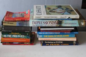 lot 364 image: Books see pictures for titles