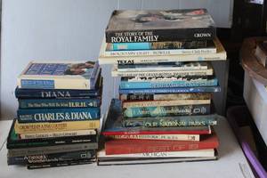 lot 365 image: Books see pictures for titles