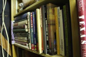 lot 390 image: Shelf full of books