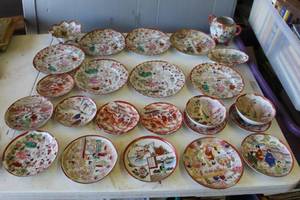 lot 395 image: vintage Japanese porcelain  collection