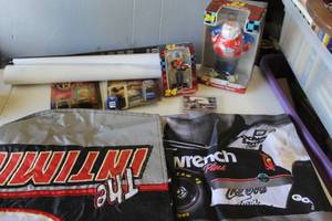 lot 427 image: collection of NASCAR items see all pictures for details