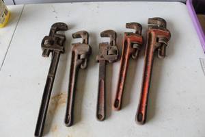 lot 485 image: collection of vintage pipe wrenches