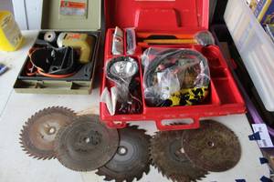 lot 497 image: tool kit and Black & Decker electric drill kit, and blades