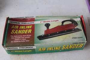 lot 430 image: Central Pneumatic Air Inline Sander