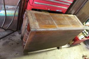 lot 431 image: vintage drop-leaf folding table needs some TLC