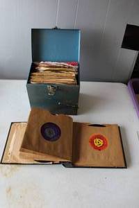 lot 436 image: vintage storage case designed for 45 RPM records,  and 45s records took pictures of some not all