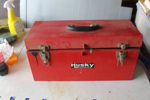 lot 456 image: Tool box full of tools see pictures for details
