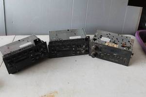 lot 521 image: car stereos, Chrysler Corporation factory OEM AMFM cassette radio and  1995-1999 Chrysler Avenger and Dodge Sebring AMFM Radio Cassette Player, andDelco AMFM radio and cassette player
