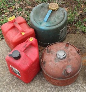 lot 530 image: collection of gas cans