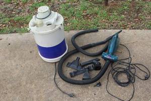 lot 531 image: Hoover Twist & Vac Electric Handheld Vacuum Cleaner with attachments tested and a wet dry vac