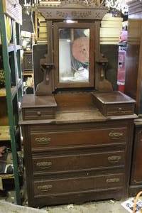 lot 599 image: Antique Eastlake style dresser with marble top