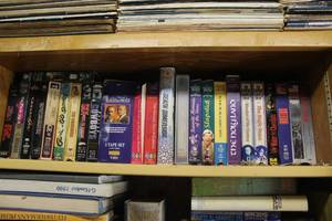 lot 660 image: Shelf full of VHSS