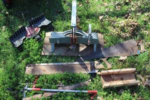 lot 854 image: Craftsman miter boxs & hand saws & much more see pictures for details